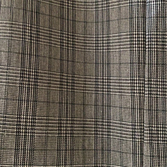 Skirt - Picture 2 of 2